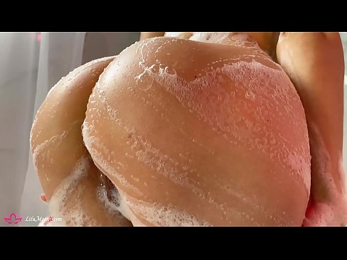 ❤️ Kua tukitukia e Brunette te Topanga me te Vibrator kia kaha te orgasm i roto i te ua ❌ Karekau Nui i a matou
